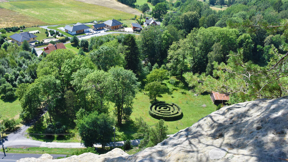 Zámecký park z Dědovy vyhlídky.