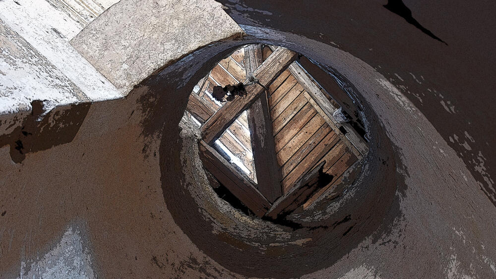 Pohled do věžičky kaple.