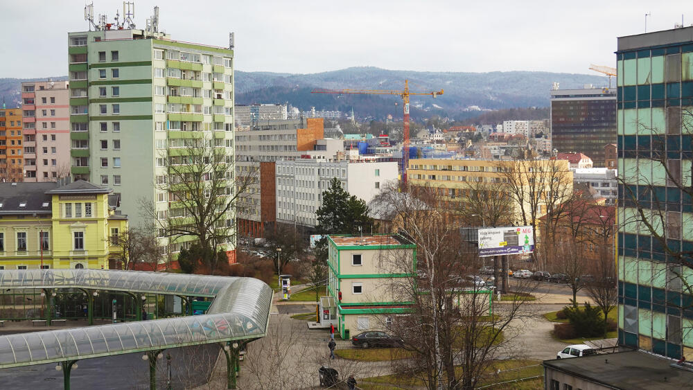 Celkem slušný je i výhled na sever, směrem do centra Liberce.