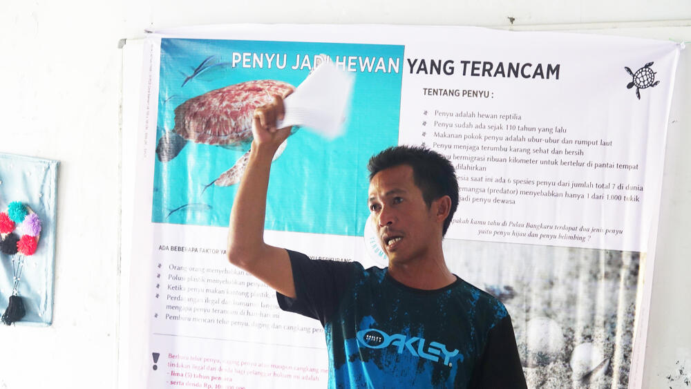 Z pytláka učitelem aneb vzdělávací program při projektu Korálová školka (foto Adéla Hemelíková).