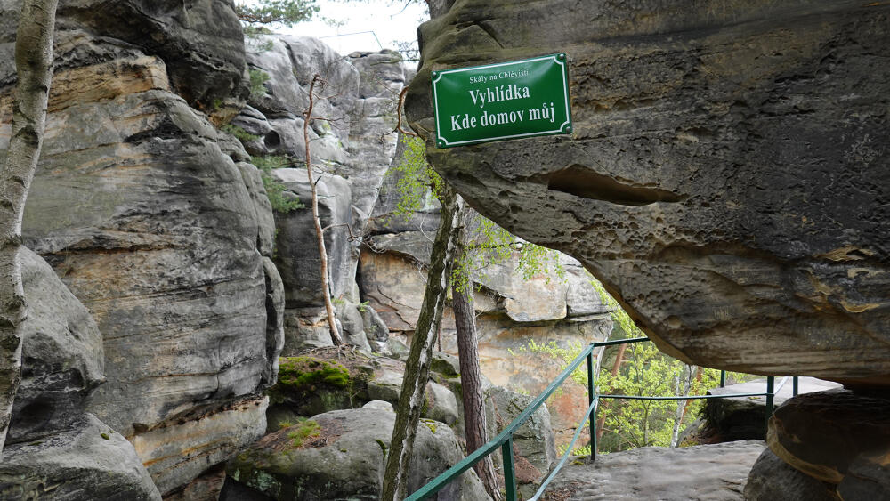 Vchod na vyhlídku Kde domov můj.