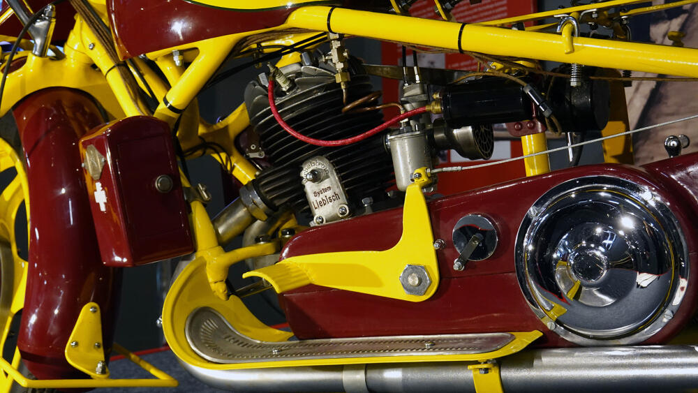 Böhmerland, detail motorové části.