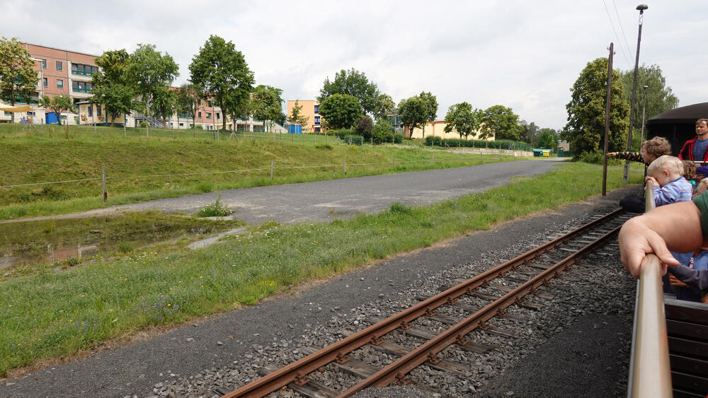 Prodaná silnička na nádraží Olbersdorf – Oberdorf.