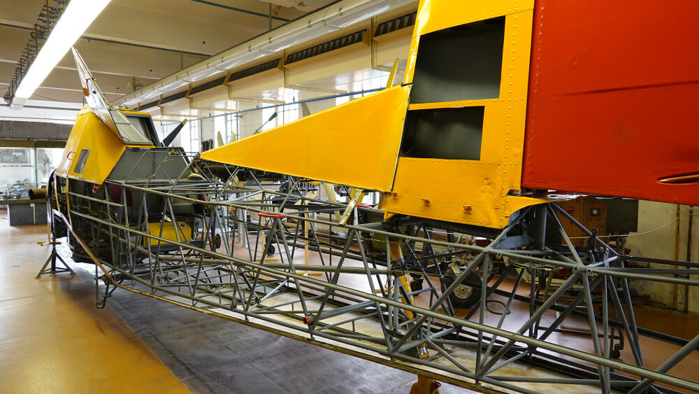Do detailů můžete prozkoumat například konstrukci slavného práškovacího Čmeláka.