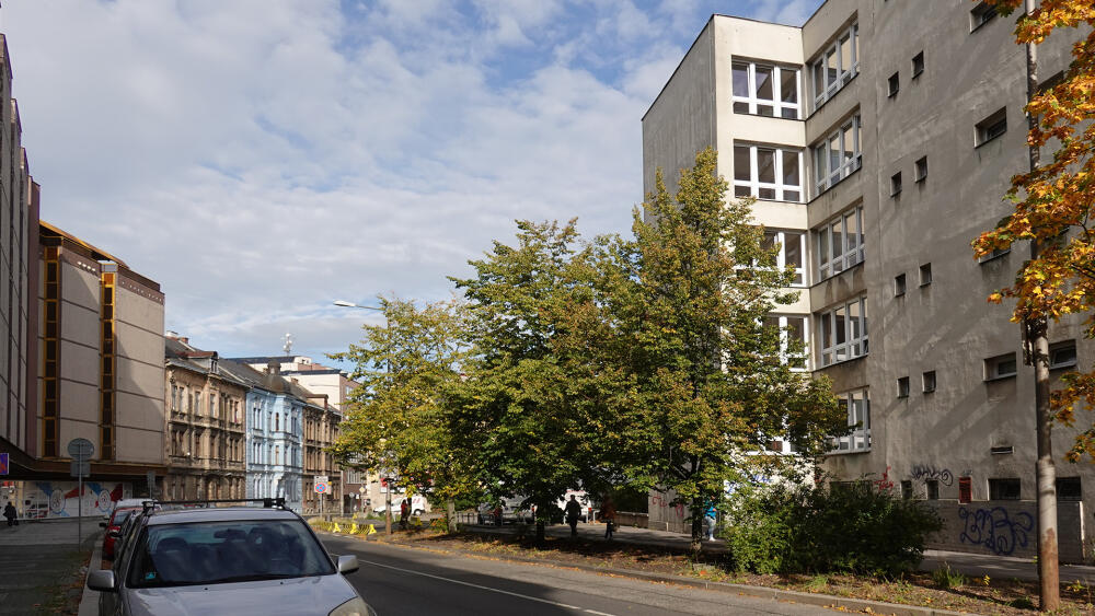 Jablonecká ulice s LDN dnes.