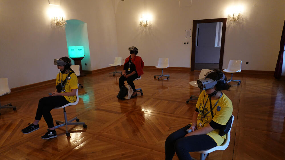 Brain VR Cinema.