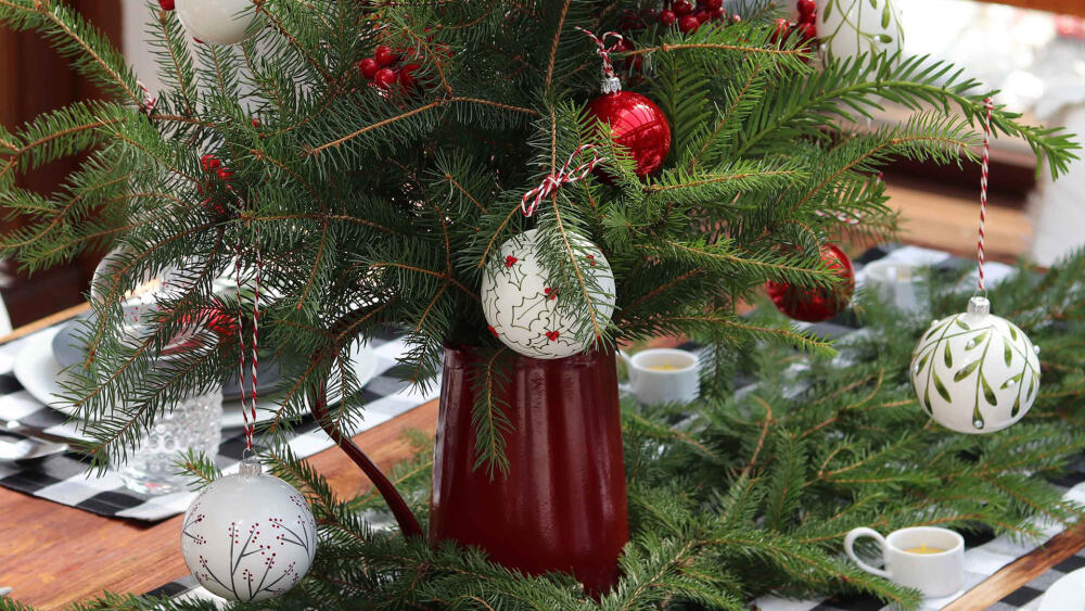 Z kolekce Jmelí a cesmína (foto: Facebook GLASSOR).