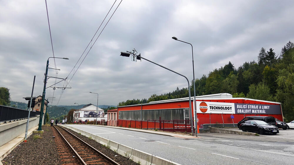Zvykejme si na nové panorama začátku Jablonce.