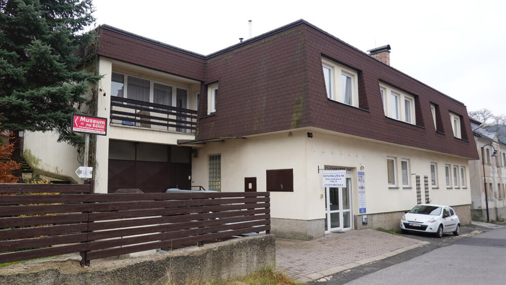 Železnobrodské Minimuzeum skleněných betlémů.