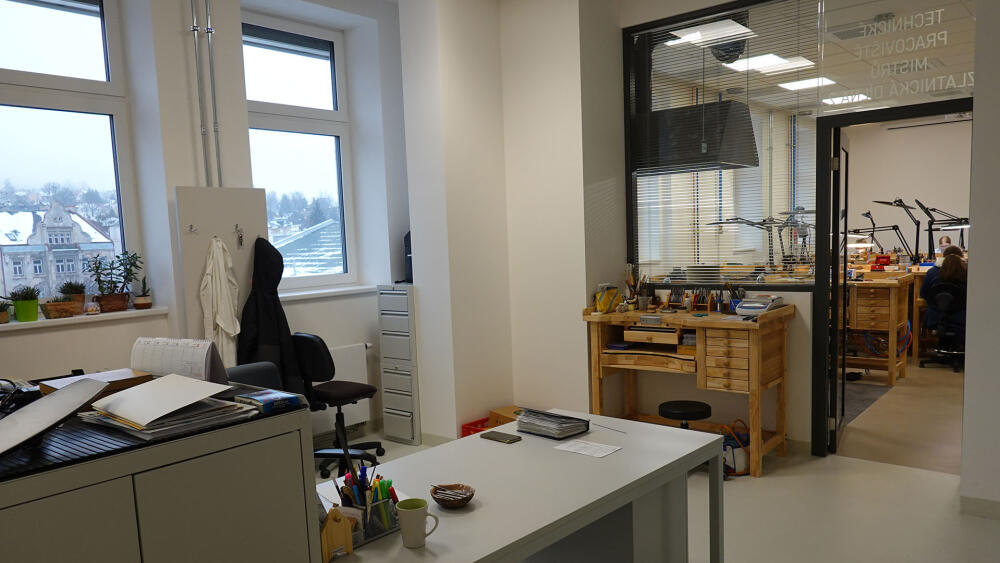 Moderním představám o výuce odpovídají i prostory pro pedagogy.