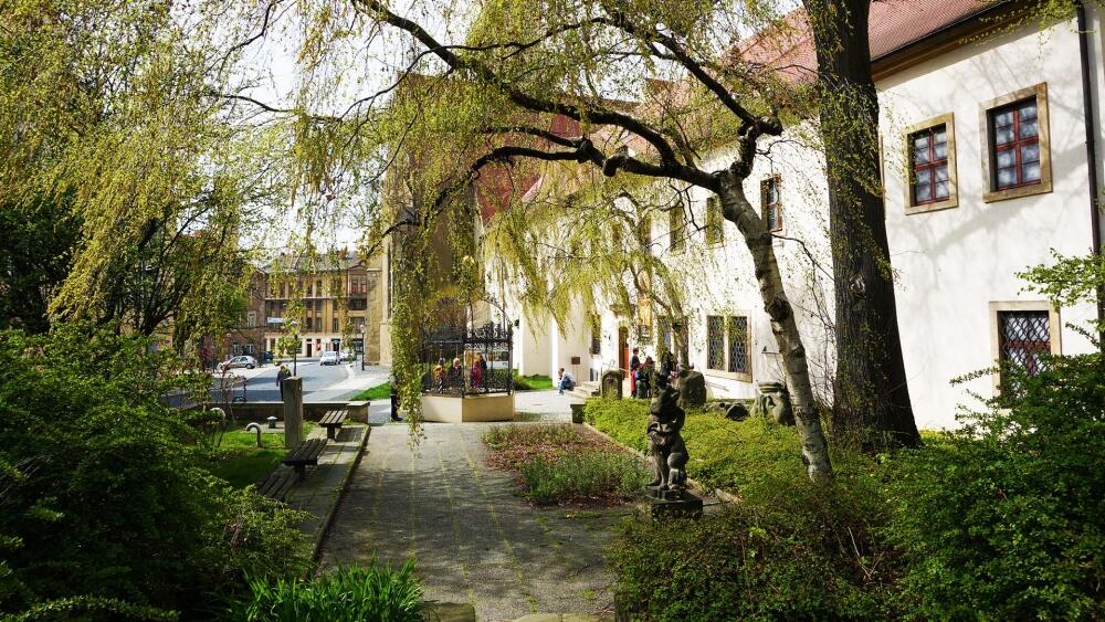 Kulturně-historické muzeum v bývalém františkánském klášteře.