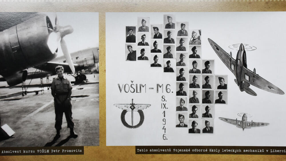 Tablo absolventů libereckého kurzu. (Reprofoto z výstavy Křídla pro Izrael.)