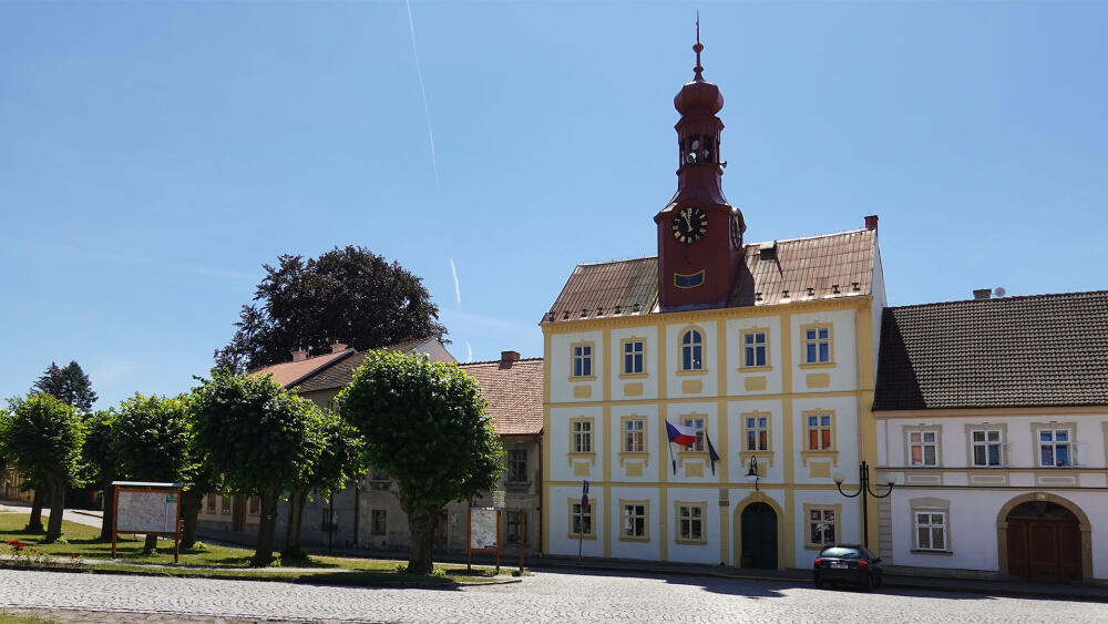 Radnice v Železnici.
