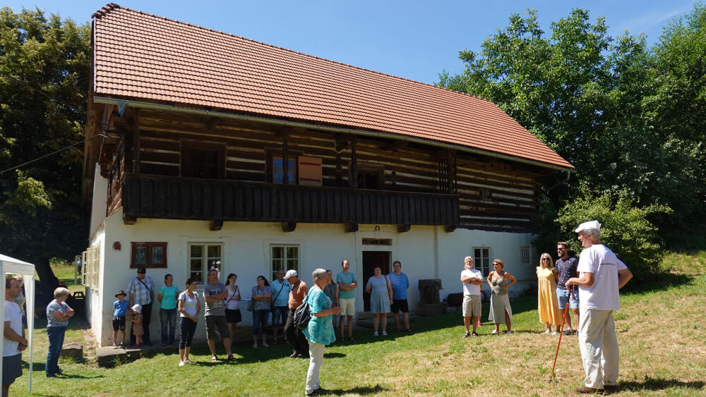 Zvláště o víkendech nemívá Dolení mlýn o návštěvníky nouzi.