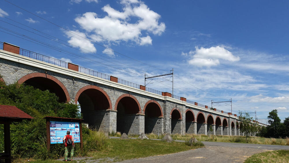 Viadukt u Jezernice.