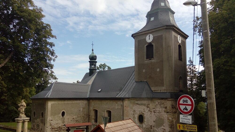 Kostel na Krásné