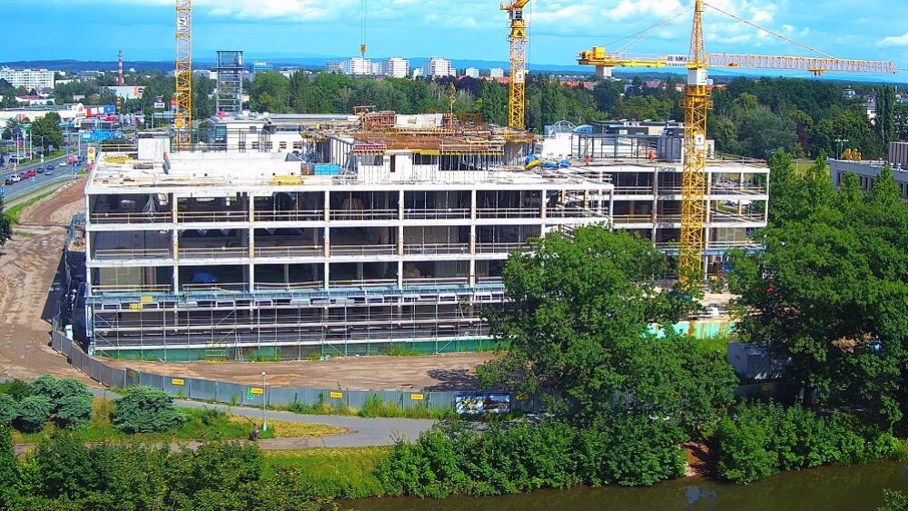 SYNER se podílí i na realizaci Centrály ČSOB v Hradci Králové.
