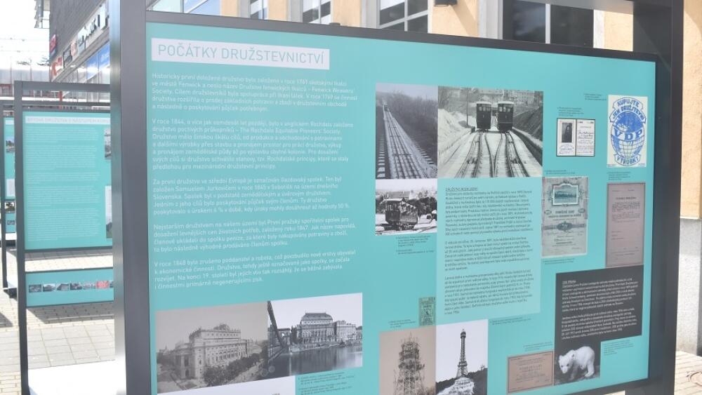 Historie družstevního bydlení pod širým nebem.