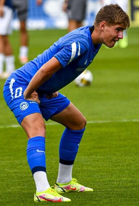 V sestavě Slovanu se premiérově představil osmnáctiletý ukrajinský záložník Ivan Varfolomejev. 