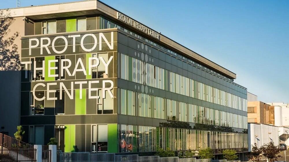 Proton Therapy Center, Praha (2013)