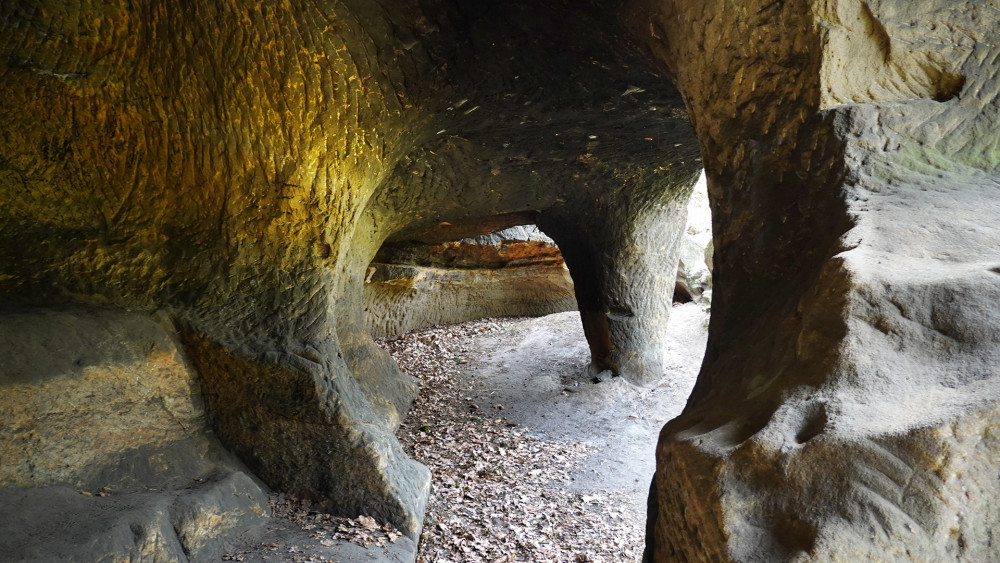 Interiér Malé cikánské jeskyně.