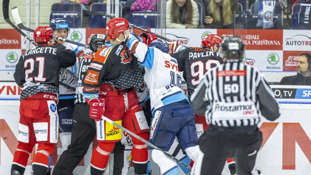 Foto z www.hcbilitygri.cz