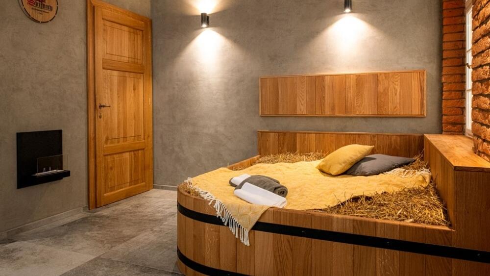 Detailní pohled do zázemí svijanských pivních lázní.