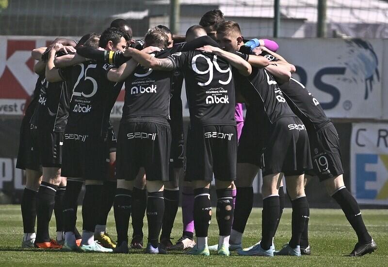 Černá ladí se situací...Foto z twitteru FK Jablonec