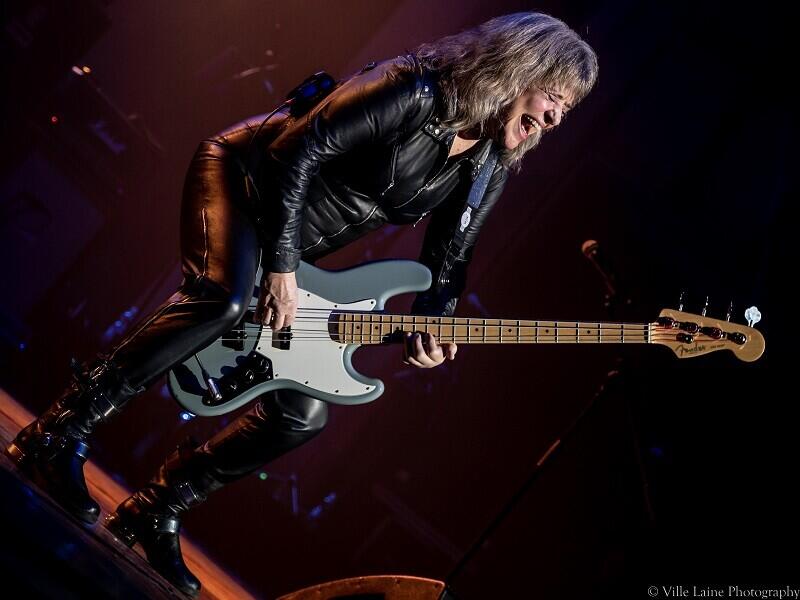 Suzi Quatro.