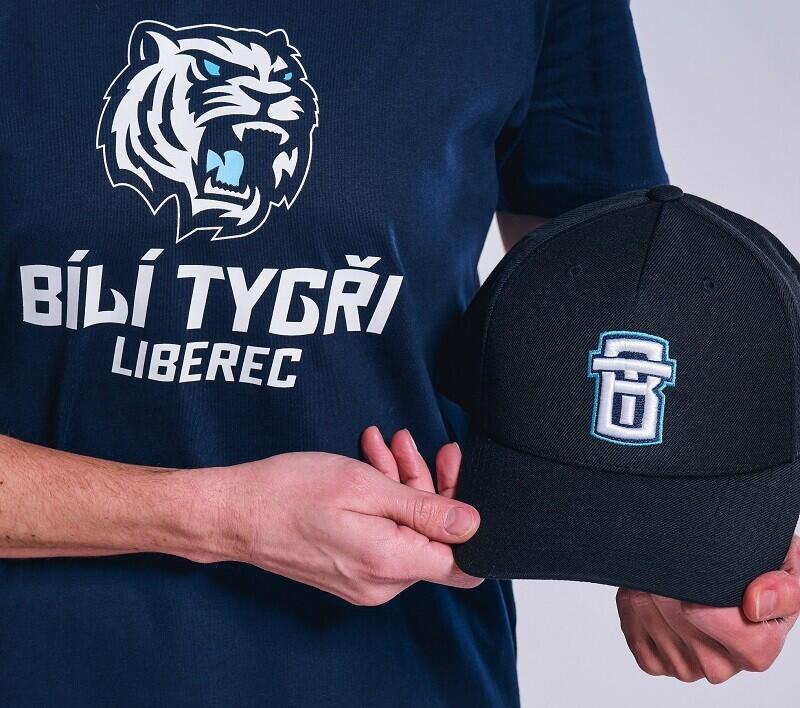 Nové logo a "monogram".