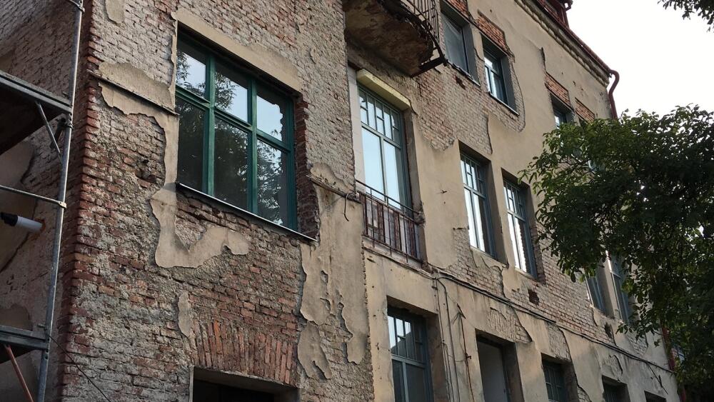 Secesní dům před rekonstrukcí, foto: LK