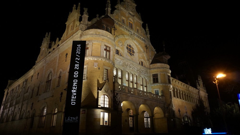 Oblastní galerie Liberec začala psát novou kapitolu své historie 28. února 2014, kdy se poprvé otevřela pro veřejnost ve zrevitalizovaných bývalých lázních císaře F. Josefa.