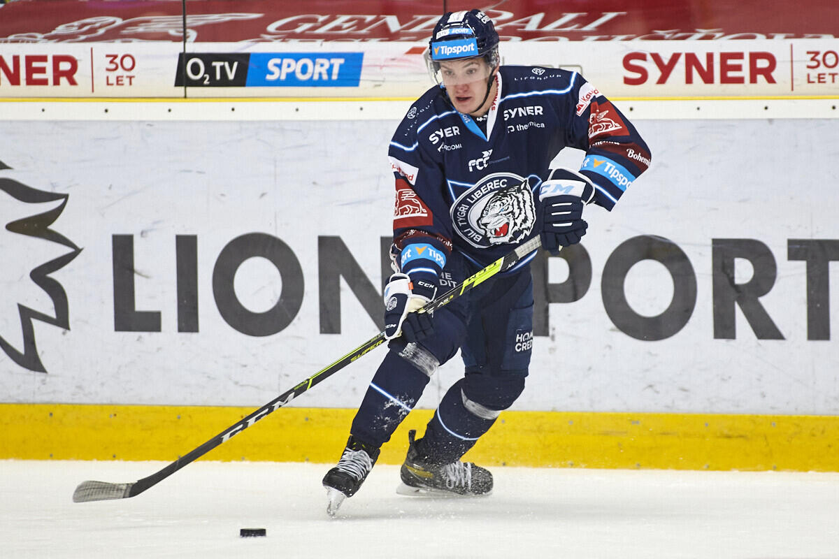 Jan Ordoš s kotoučem, foto: www.hcbilitygri.cz
