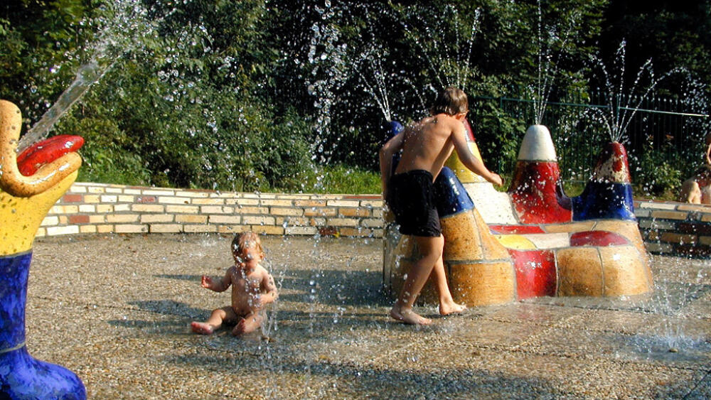 Vodní fontány, foto z roku 2002