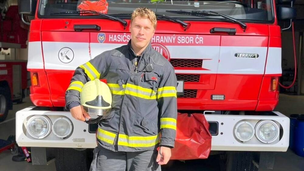 Českolipský profesionální hasič Josef Capouch slouží v HZS LK pátým rokem, foto: HZS LK