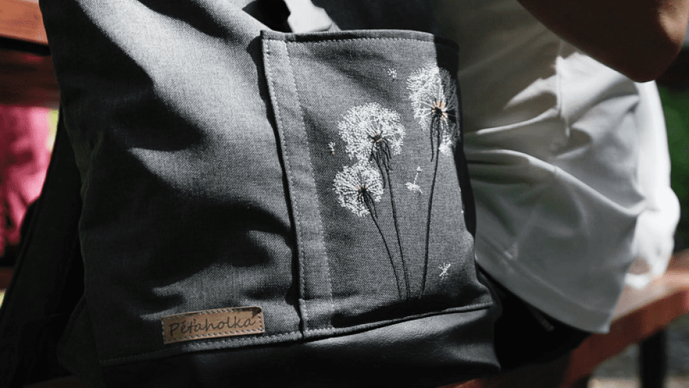 Kabelka z dílny Péťaholka