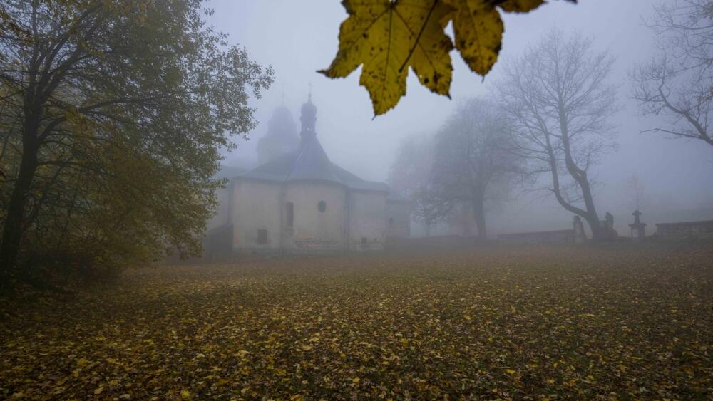 Kostel v Krásné na Jablonecku má obnovené Svaté schody, foto: Artur Irma