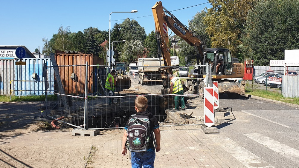 Foceno od Norské, objízdná trasa je právě uzavřena pro veškerý provoz. 