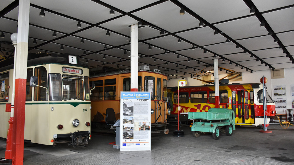 Technické muzeum Liberec je rozděleno na několik tematických expozic. Zajímavé kousky naleznete například v dopravní sekci.