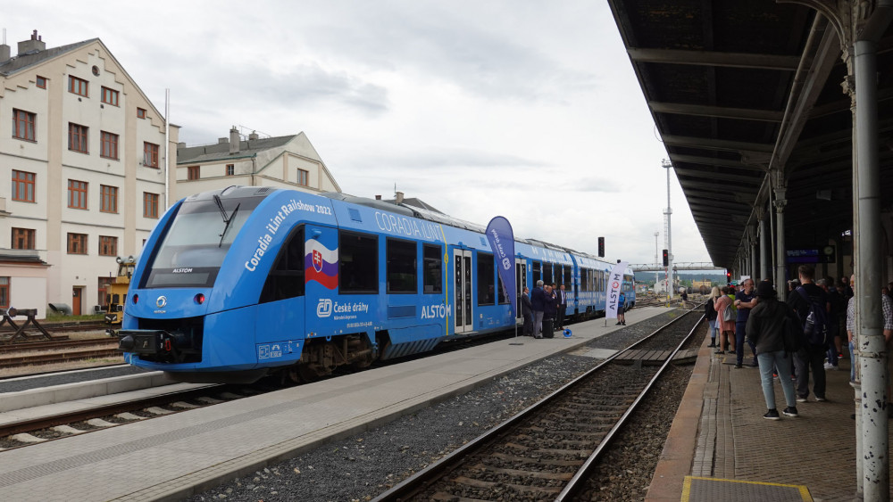 Alstom Coradia iLint na Libereckém nádraží. Jednou to snad bude zcela běžný obrázek.