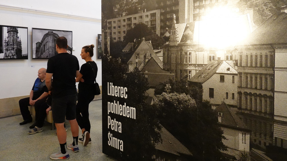 Výstava Petra Šimra bude v muzeu do 28. srpna 2022.
