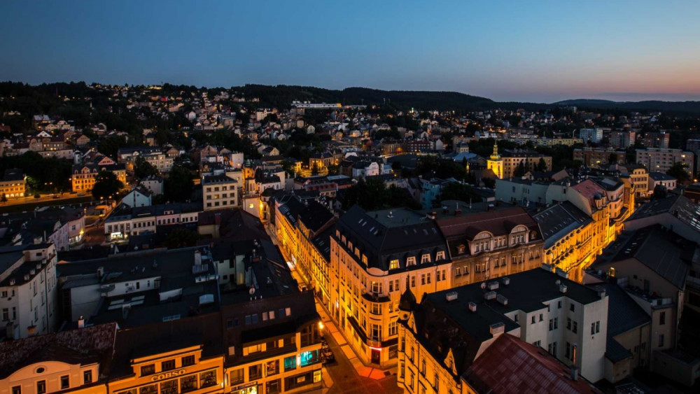 Večerní Jablonec z výšky, az fotky