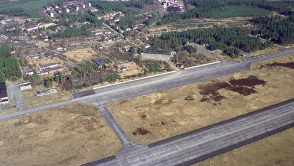 Letiště v Ralsku, archivní foto