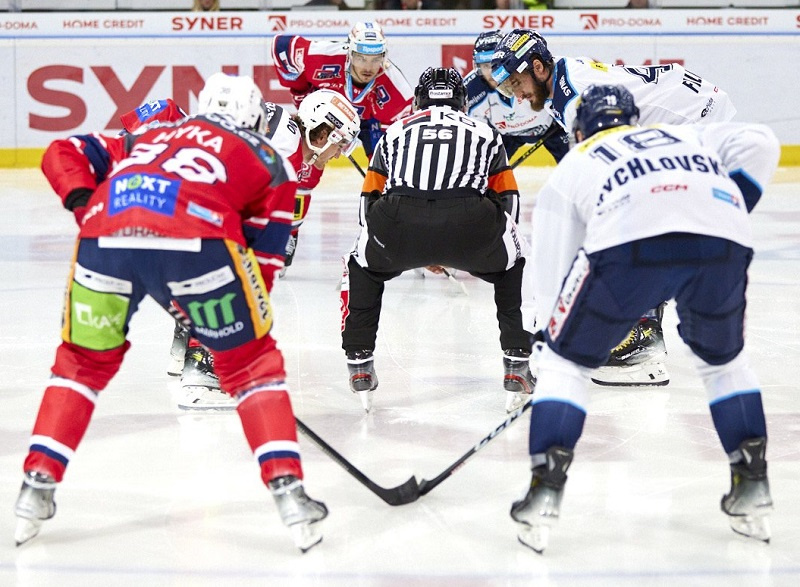 Foto z www.hcbiltygri.cz