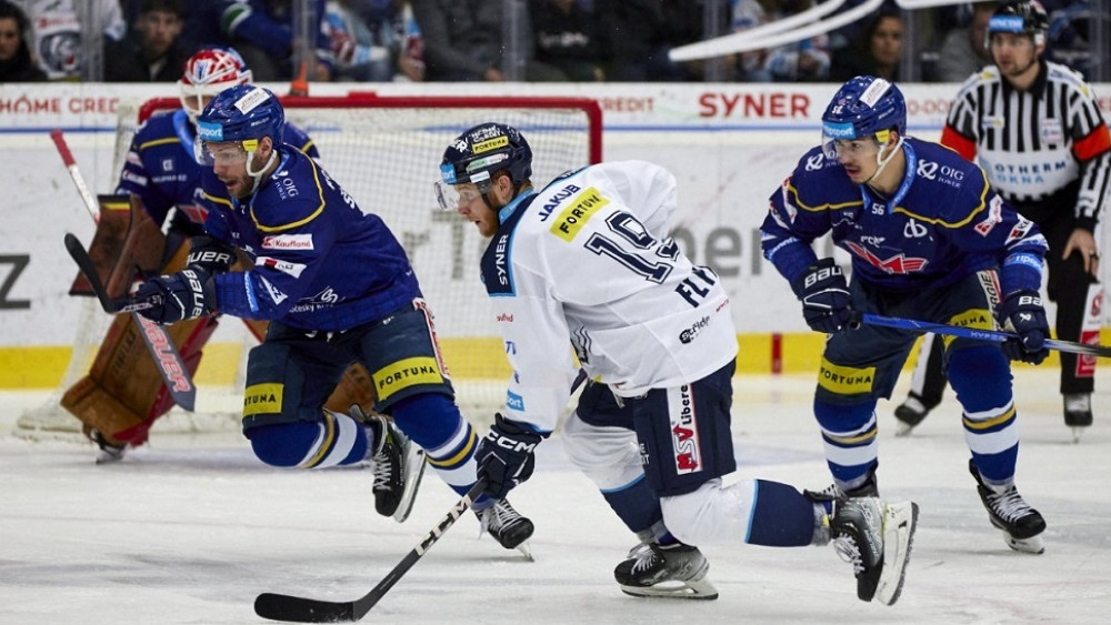 Foto z www.hcbilitygri.cz
