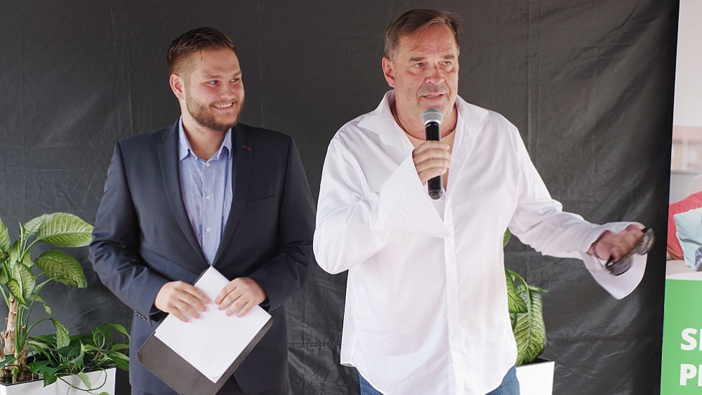 Patron módní přehlídky Centra RoSa Liberec Miroslav Etzler. Foto: RoSa