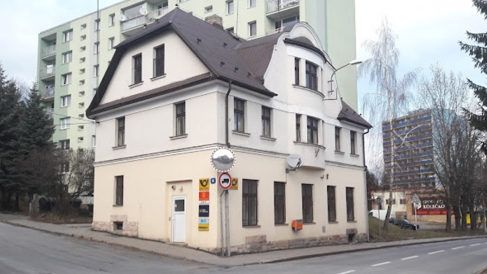 Bývalá pošta na Františkově se prodala hned v první dražbě.