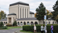 KREMATORIUM-zastavka 01