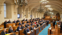 senatzasedání