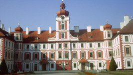 Zámek Mnichovo Hradiště